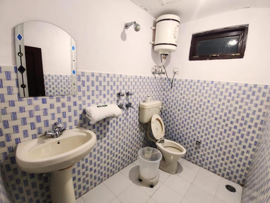 The Lake Cottage By Vrb Hotels Mcleodganj Dharamshala Luaran gambar